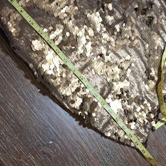 Lovedrobe Women’s Top Tank Gold Sequin Front Black Back Sleeveless Scoop Size 14 - Picture 10 of 10